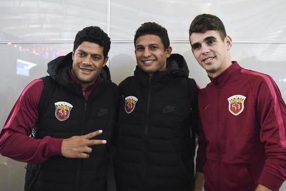 关键时刻里尔复出首秀——中超节点到来；管理层满意；更衣室氛围转暖